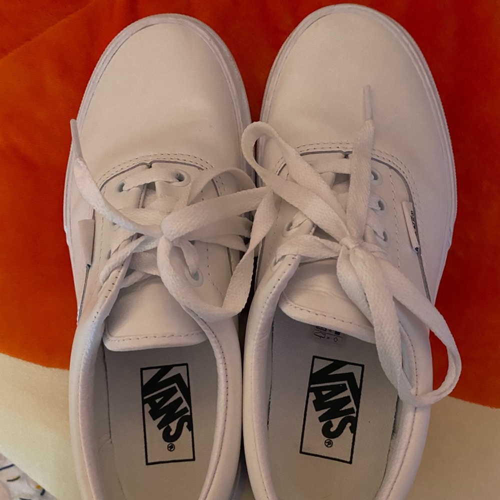 Era Stacked (White/White Leather) with Box
